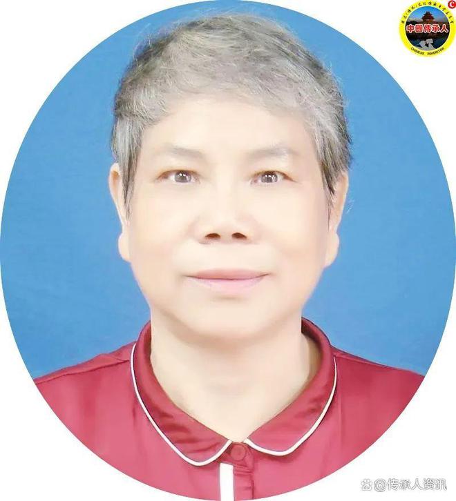 人梁凤萍丨师承名师为民造福PG电子麻将胡了中国传承(图4)